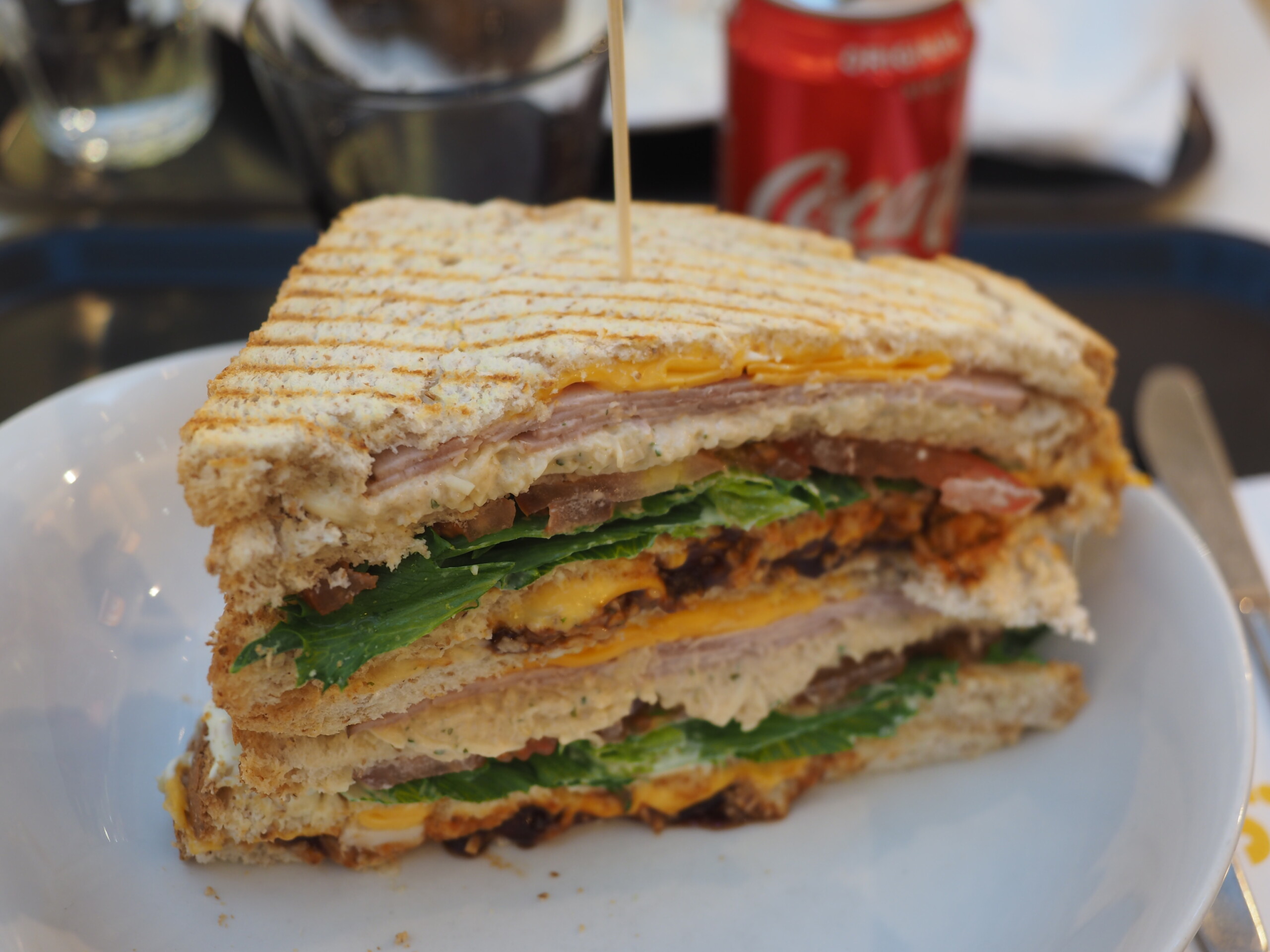 Cafe Club