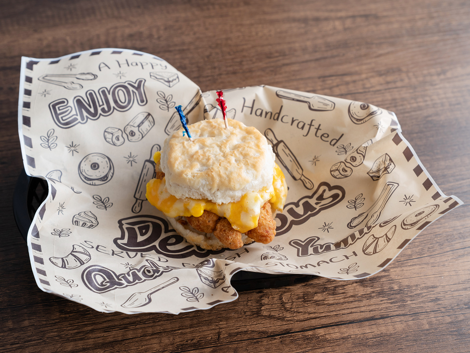 Sandy'sCafe_GeorgiaChickenBiscuit